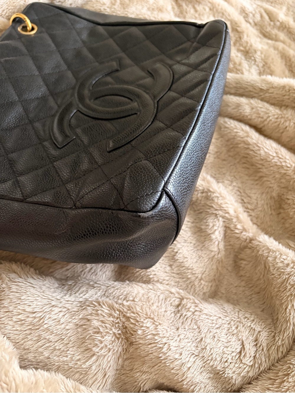 CHANEL Black Quilted Leather Petite Tote with Gold Chain Handles - Picture 5 of 6